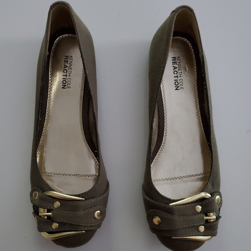 Kenneth Cole Reaction Flats